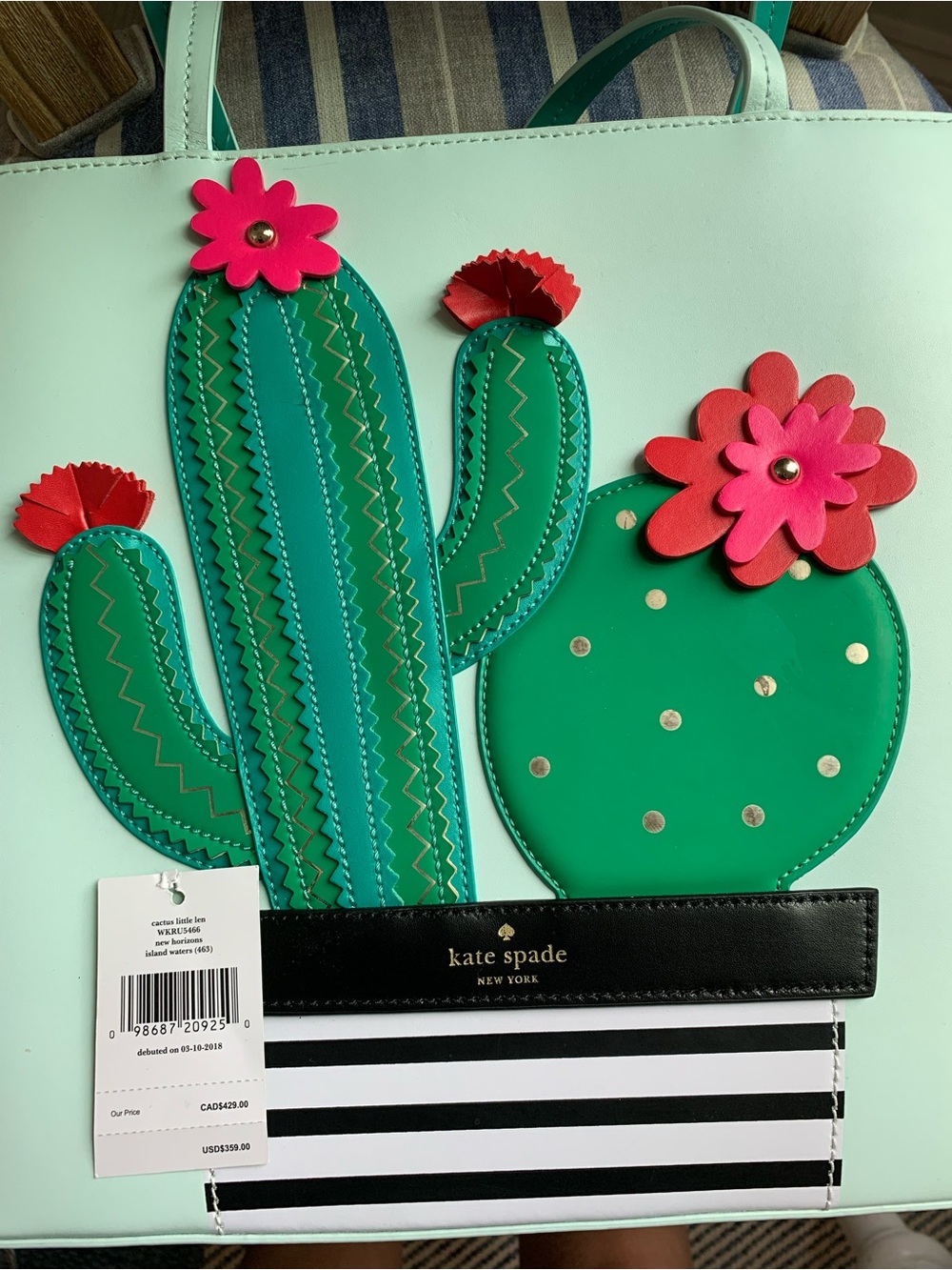 kate spade Mint Green Cactus Tote with Matching Cactus Wallet & Accessories - Picture 15 of 15